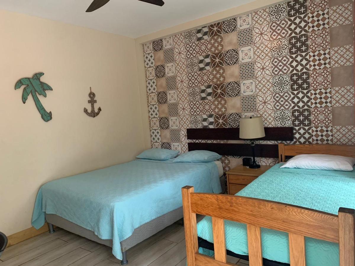 Hotel Las Palmas De Osa Ciudad Cortes Luaran gambar