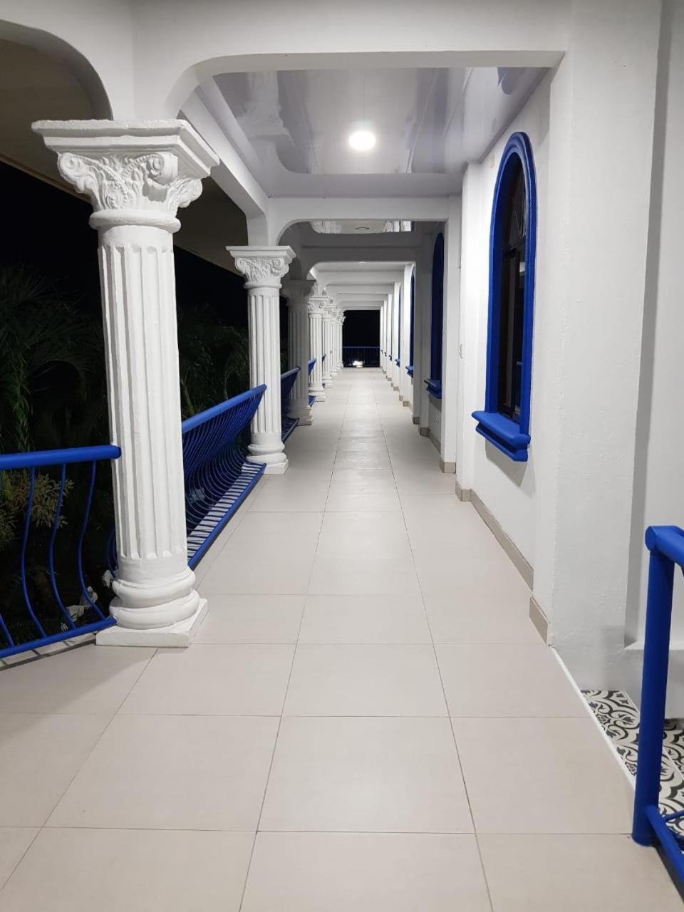 Hotel Las Palmas De Osa Ciudad Cortes Luaran gambar