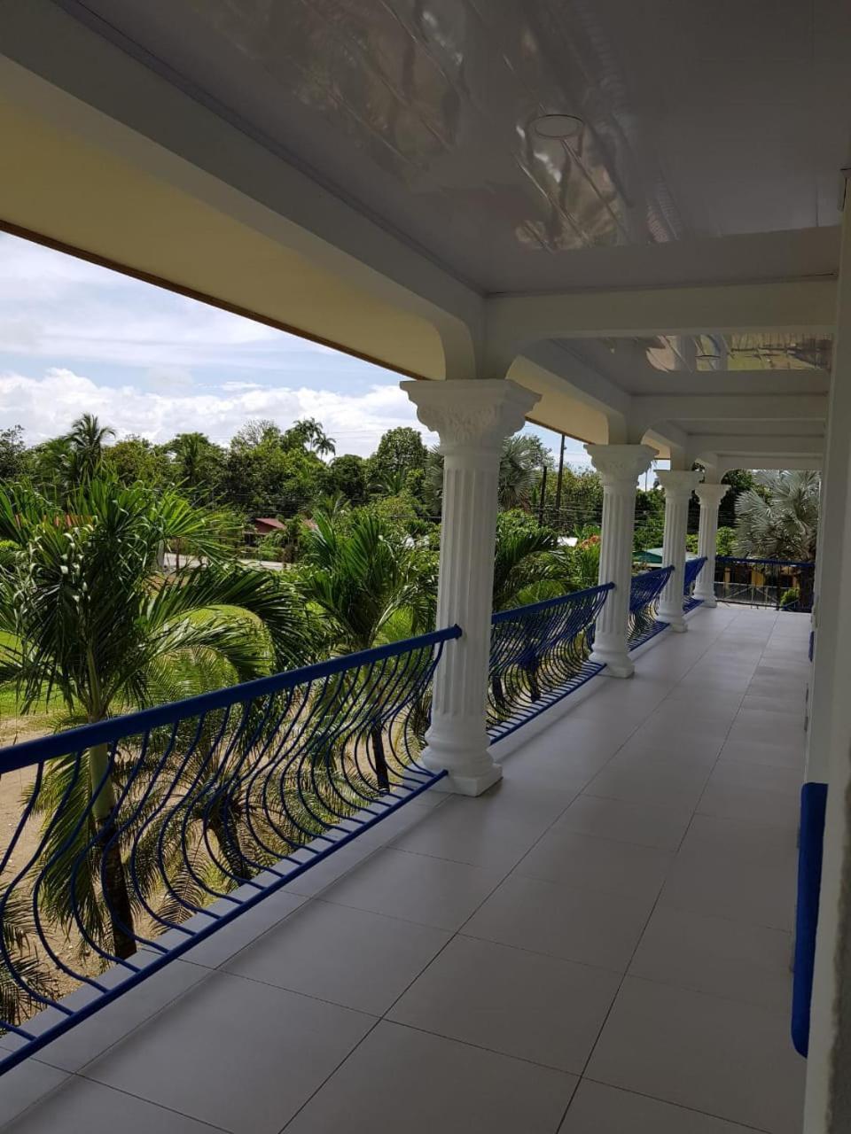 Hotel Las Palmas De Osa Ciudad Cortes Luaran gambar